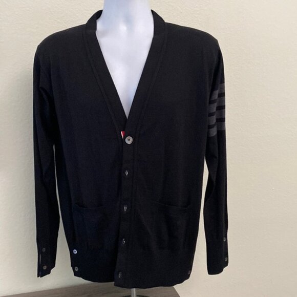 Thom Browne Light sweater cardigan. Size 3 in Thom Browne. Large in US sizing - Picture 1 of 5